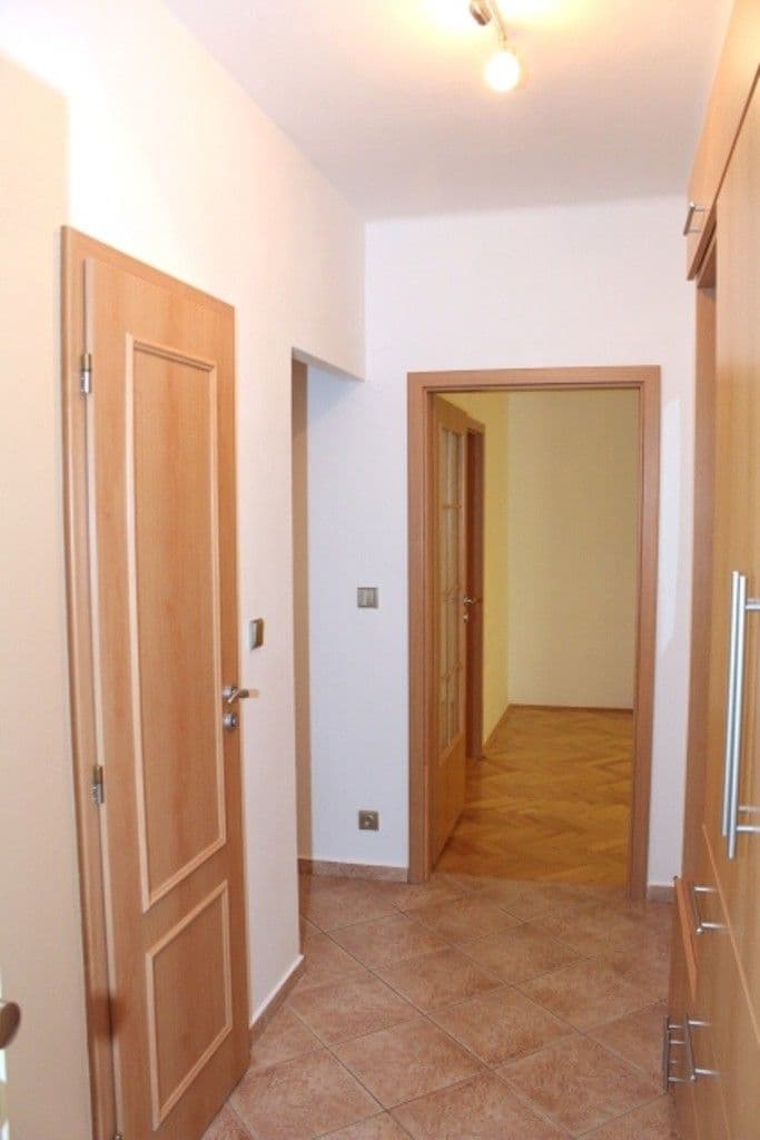 2 bedroom flat to rent, 54 m², Blatenská, Plzeň, Plzeňský Region 2 bedroom flat to rent, 54 m², Blatenská, Plzeň, Plzeňský Region