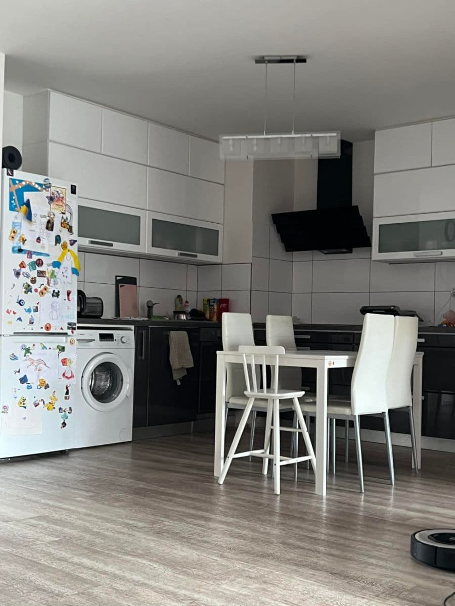 2 bedroom with open-plan kitchen flat to rent, 70 m², Řípská, Brno, Jihomoravský Region 2 bedroom with open-plan kitchen flat to rent, 70 m², Řípská, Brno, Jihomoravský Region