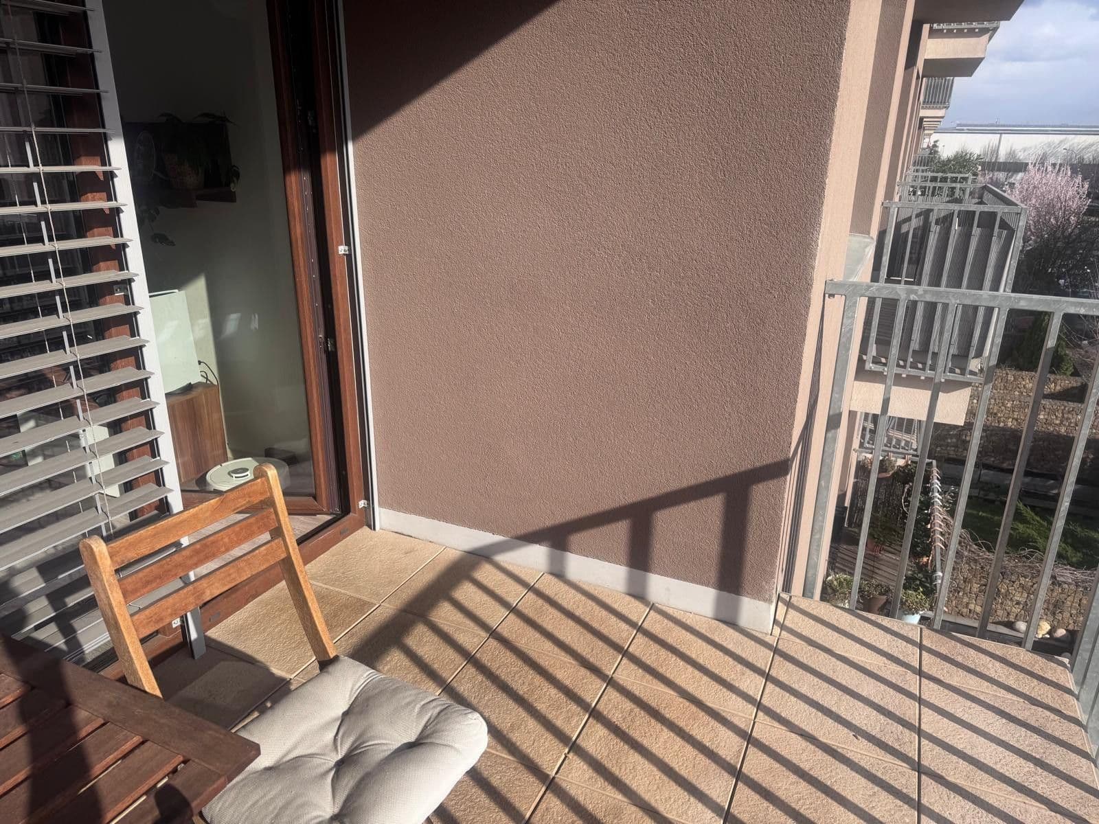 2 bedroom with open-plan kitchen flat to rent, 70 m², Řípská, Brno, Jihomoravský Region 2 bedroom with open-plan kitchen flat to rent, 70 m², Řípská, Brno, Jihomoravský Region