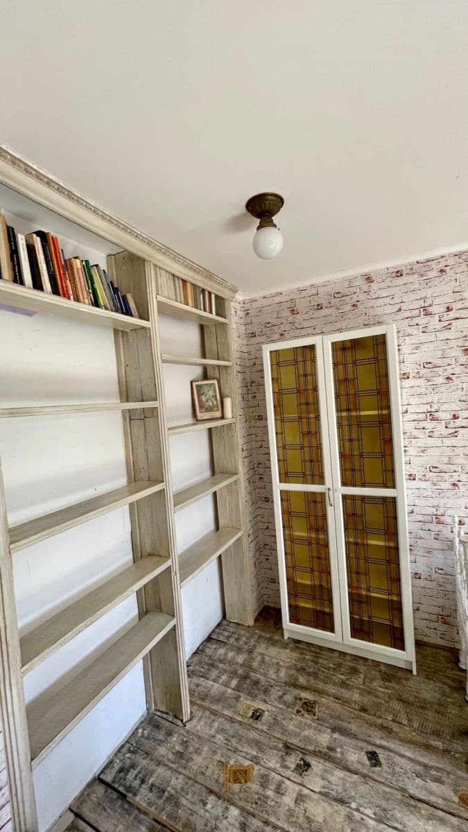 Studio flat to rent, 25 m², Lublaňská, Prague, Prague Studio flat to rent, 25 m², Lublaňská, Prague, Prague