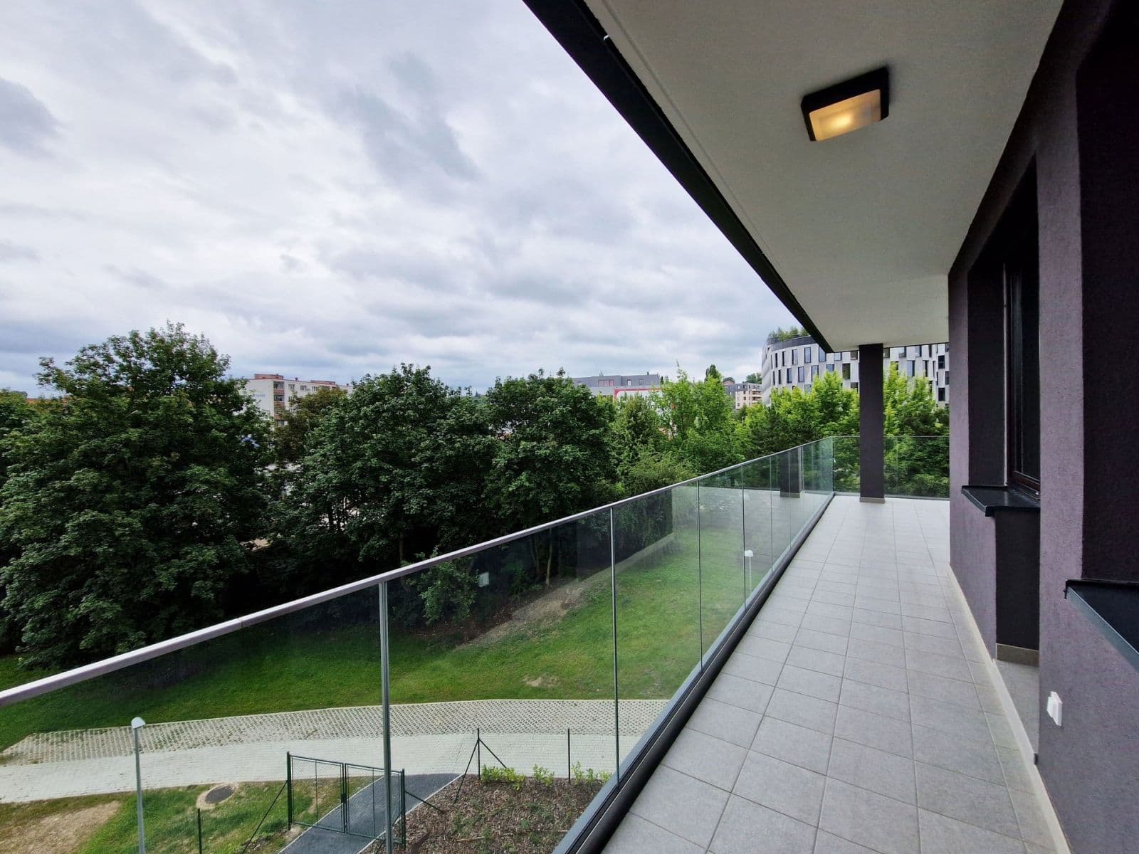 2 bedroom with open-plan kitchen flat to rent, 87 m², K Červenému vrchu, Prague, Prague 2 bedroom with open-plan kitchen flat to rent, 87 m², K Červenému vrchu, Prague, Prague