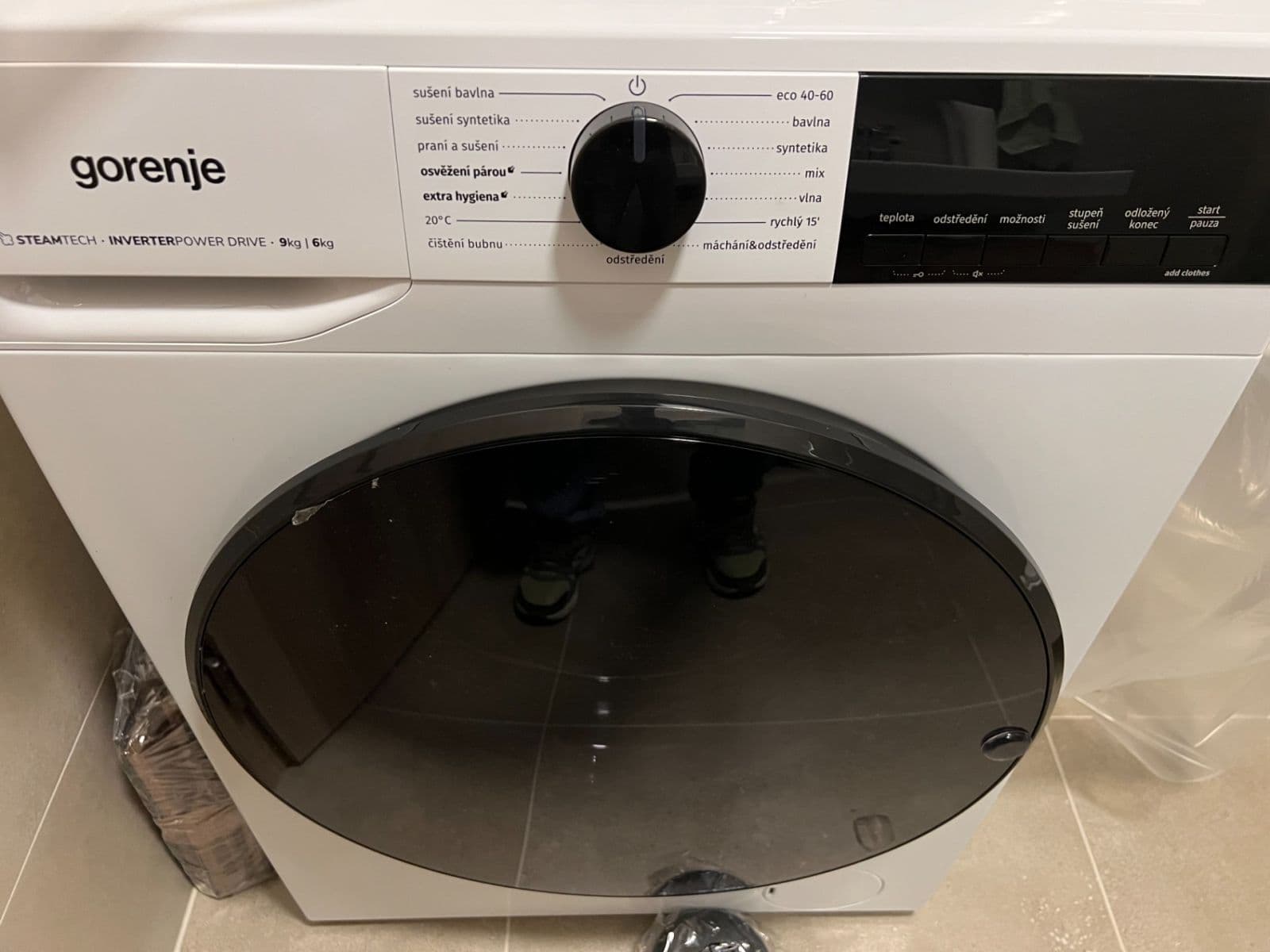 Studio flat to rent, 36 m², Gerstelova, Prague, Prague Studio flat to rent, 36 m², Gerstelova, Prague, Prague