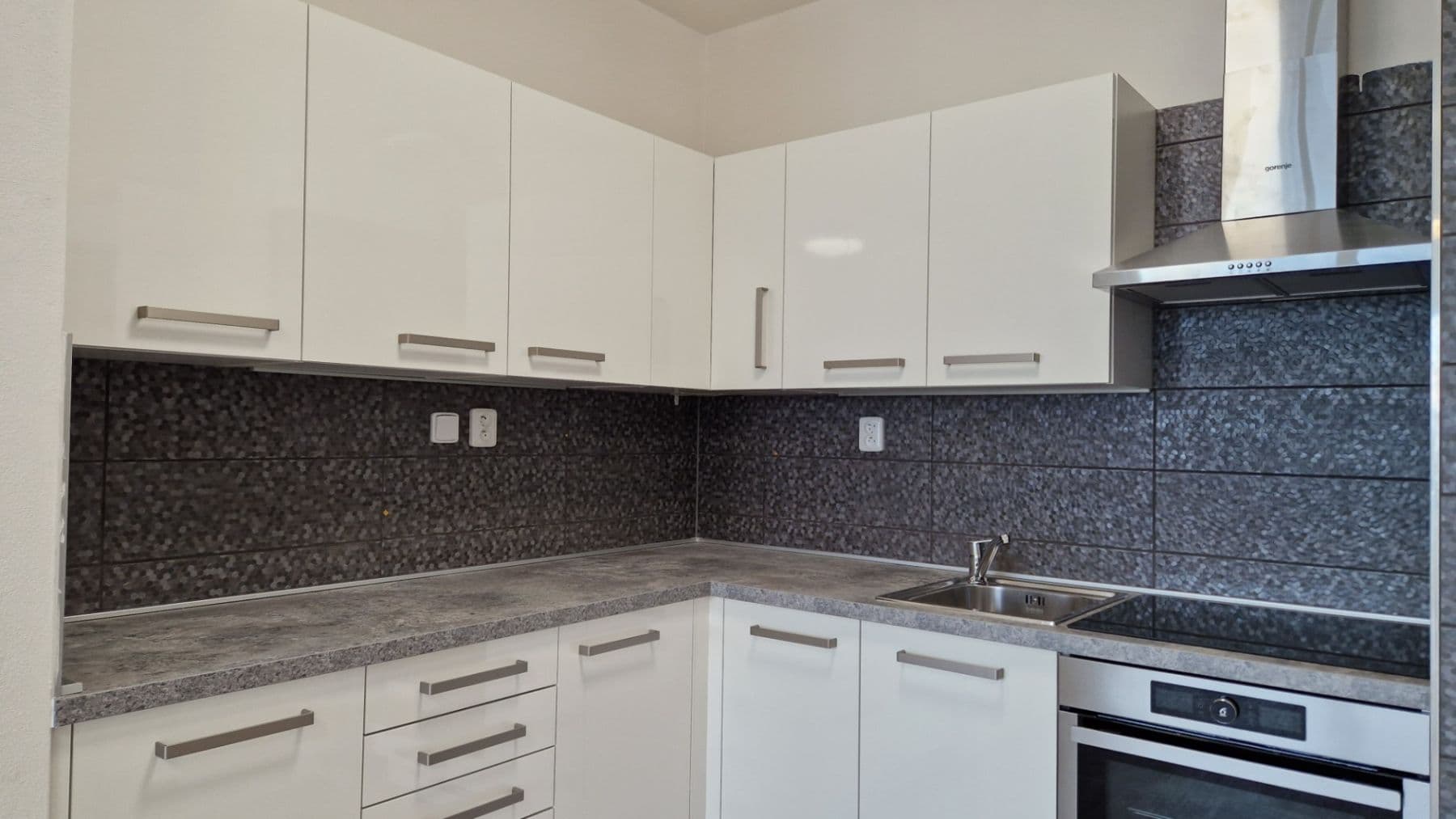 1 bedroom with open-plan kitchen flat to rent, 55 m², Studentská, Plzeň, Plzeňský Region 1 bedroom with open-plan kitchen flat to rent, 55 m², Studentská, Plzeň, Plzeňský Region