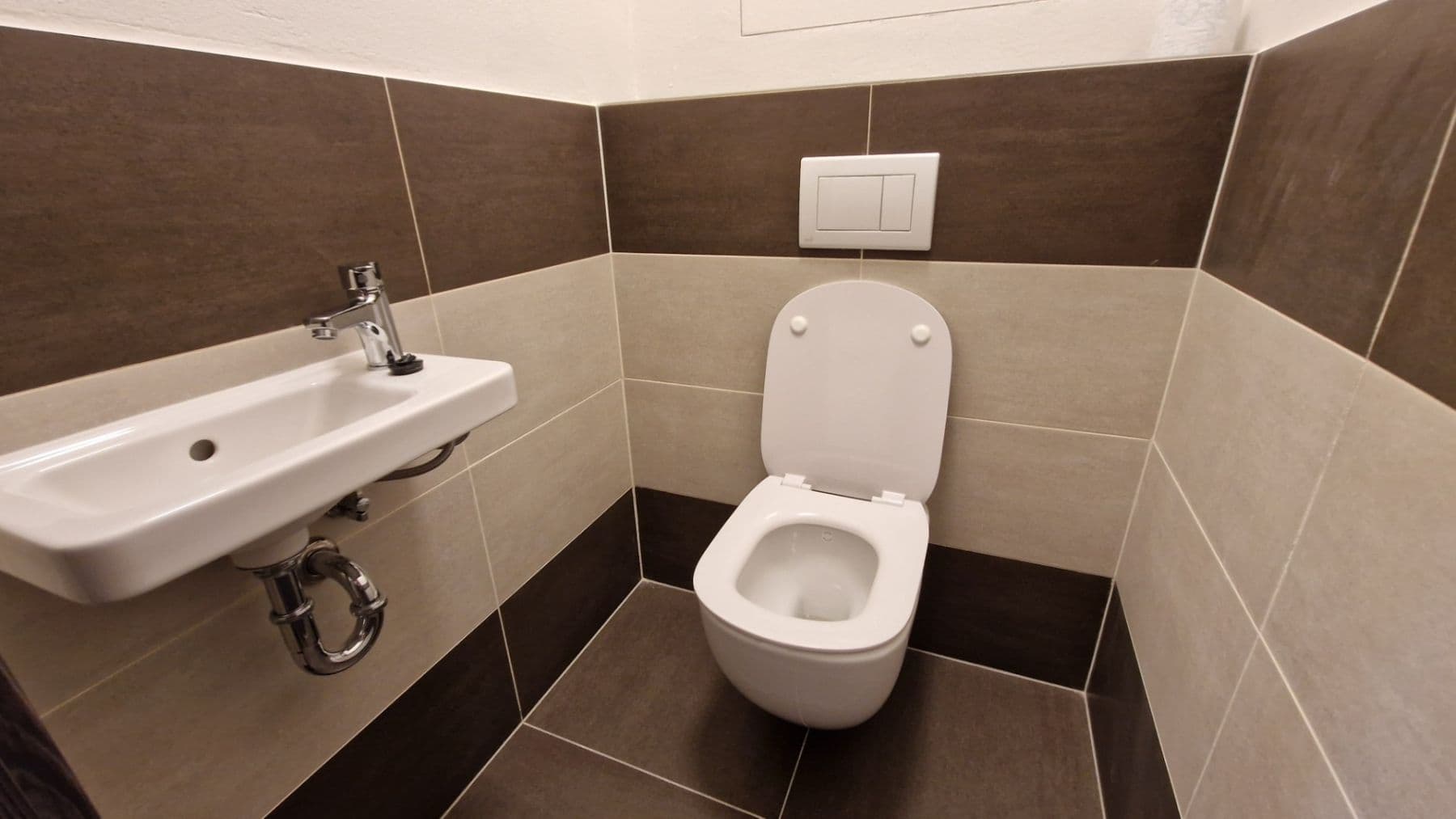 1 bedroom with open-plan kitchen flat to rent, 55 m², Studentská, Plzeň, Plzeňský Region 1 bedroom with open-plan kitchen flat to rent, 55 m², Studentská, Plzeň, Plzeňský Region