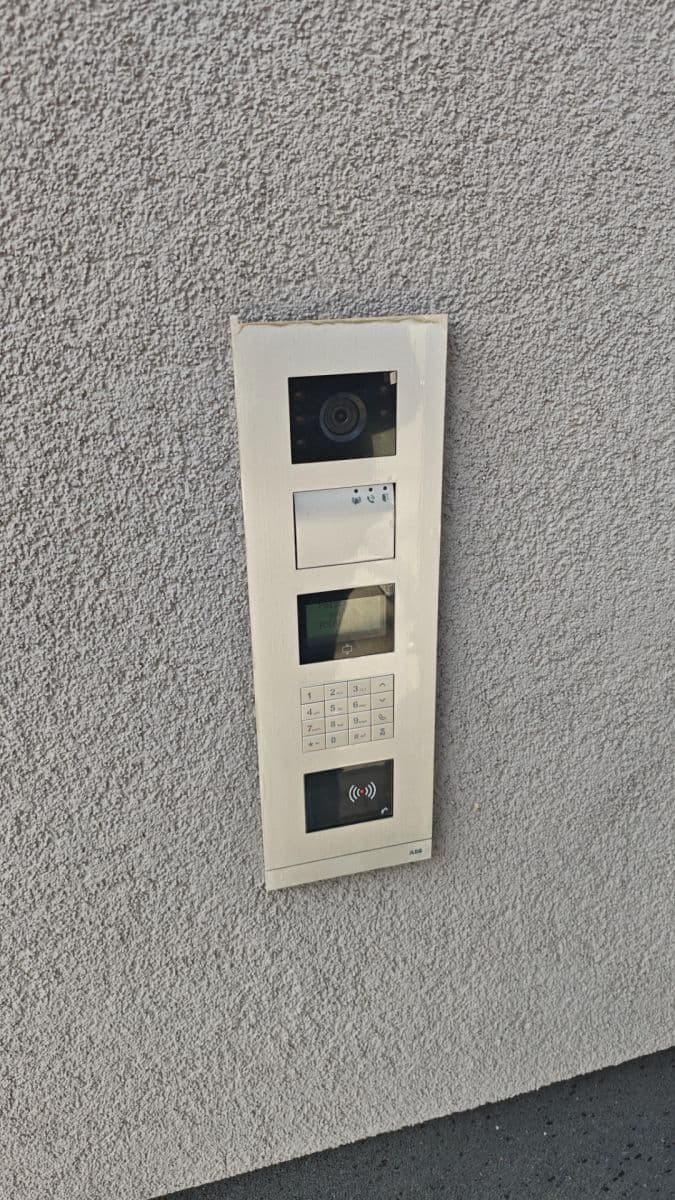 Studio flat to rent, 35 m², Bukačova, Prague, Prague Studio flat to rent, 35 m², Bukačova, Prague, Prague