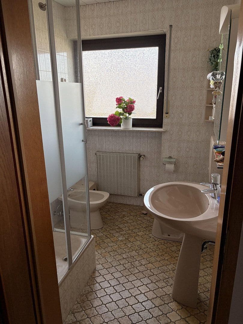 house for sale, 165 m², Friedrich-Ebert-Str. 40, Schiffweiler, Saarland house for sale, 165 m², Friedrich-Ebert-Str. 40, Schiffweiler, Saarland