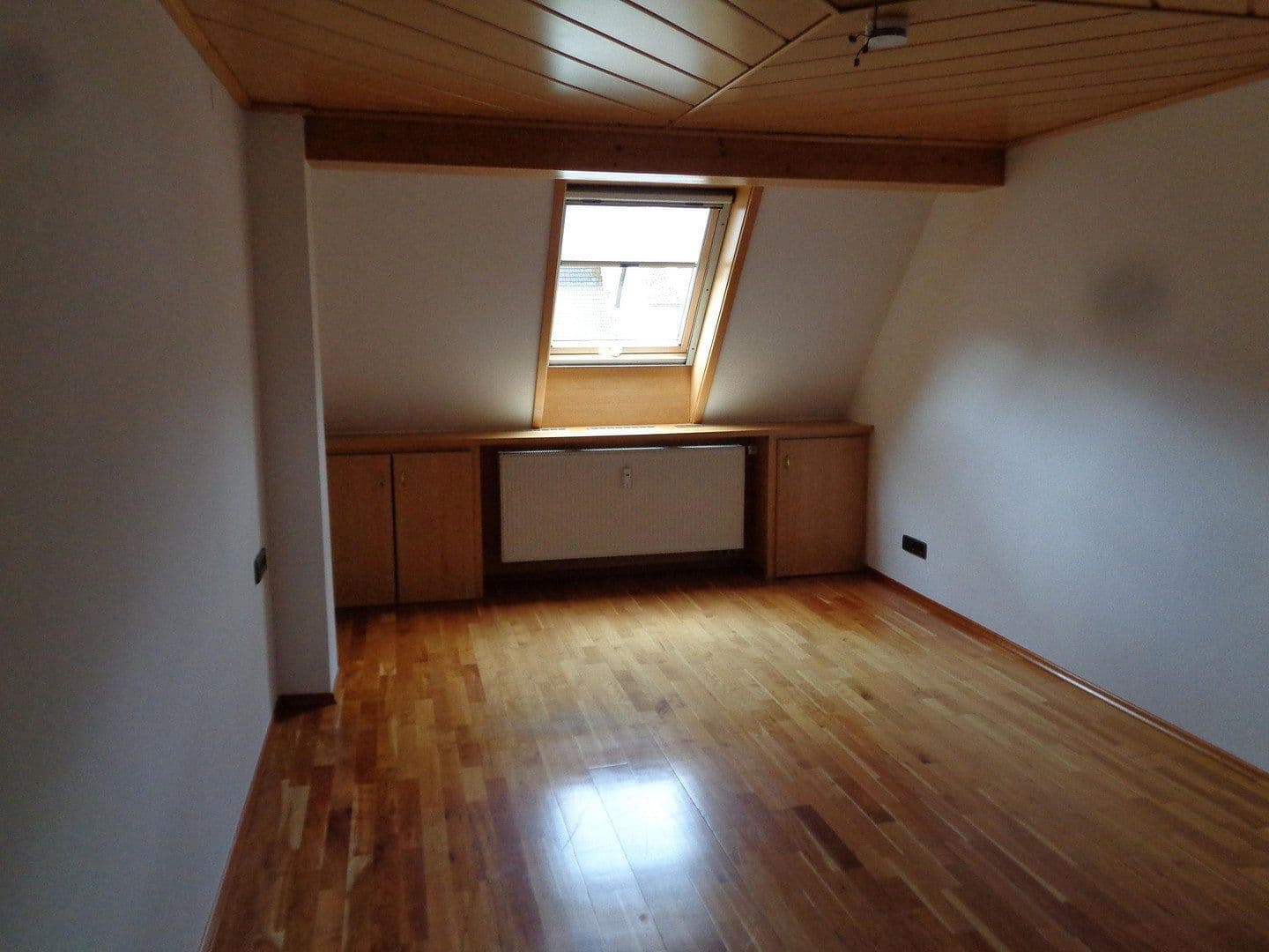 2 bedroom with open-plan kitchen flat to rent, 93 m², Sulz am Neckar, Baden-Württemberg 2 bedroom with open-plan kitchen flat to rent, 93 m², Sulz am Neckar, Baden-Württemberg