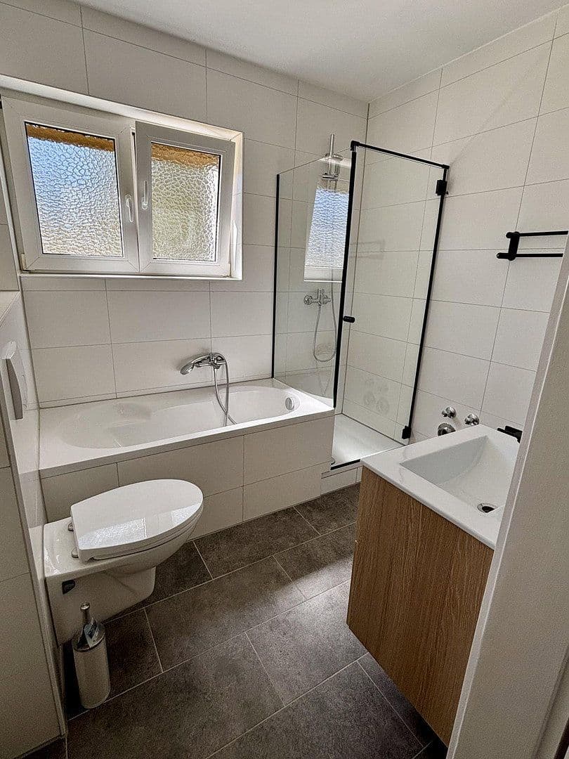 2 bedroom with open-plan kitchen flat to rent, 130 m², Königstein im Taunus, Hesse 2 bedroom with open-plan kitchen flat to rent, 130 m², Königstein im Taunus, Hesse