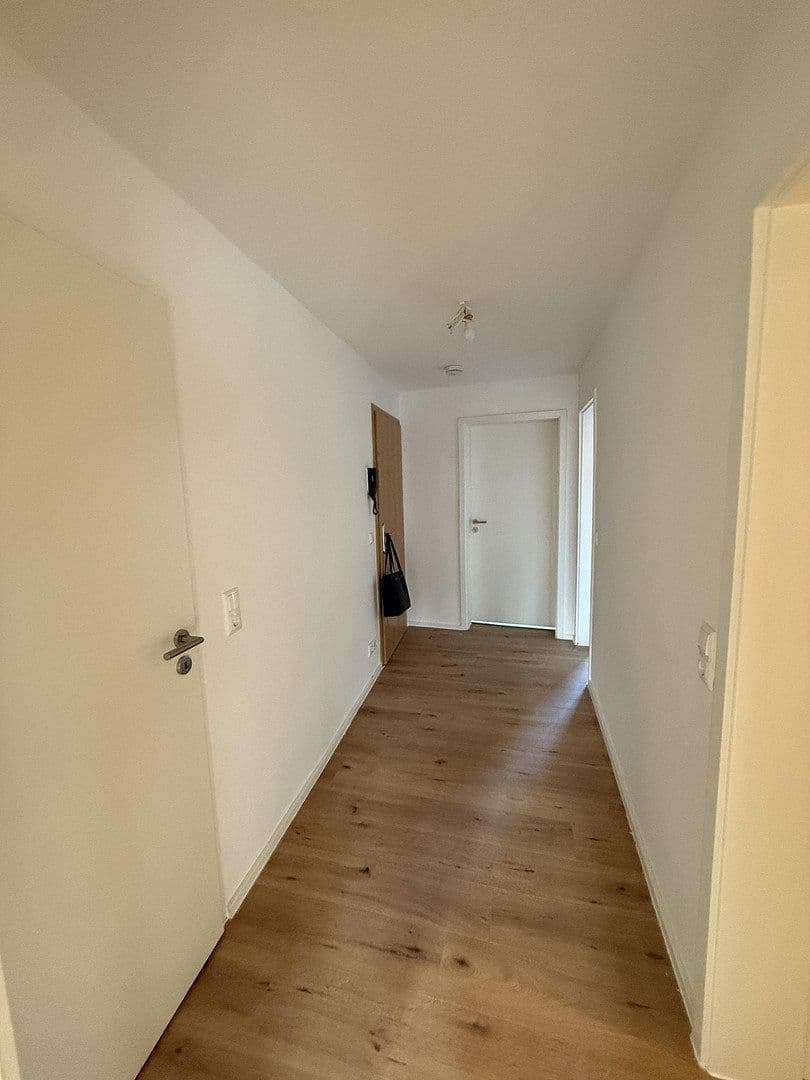 1 bedroom with open-plan kitchen flat to rent, 68 m², August-Bebel-Straße 13, Kahla, Thuringia 1 bedroom with open-plan kitchen flat to rent, 68 m², August-Bebel-Straße 13, Kahla, Thuringia