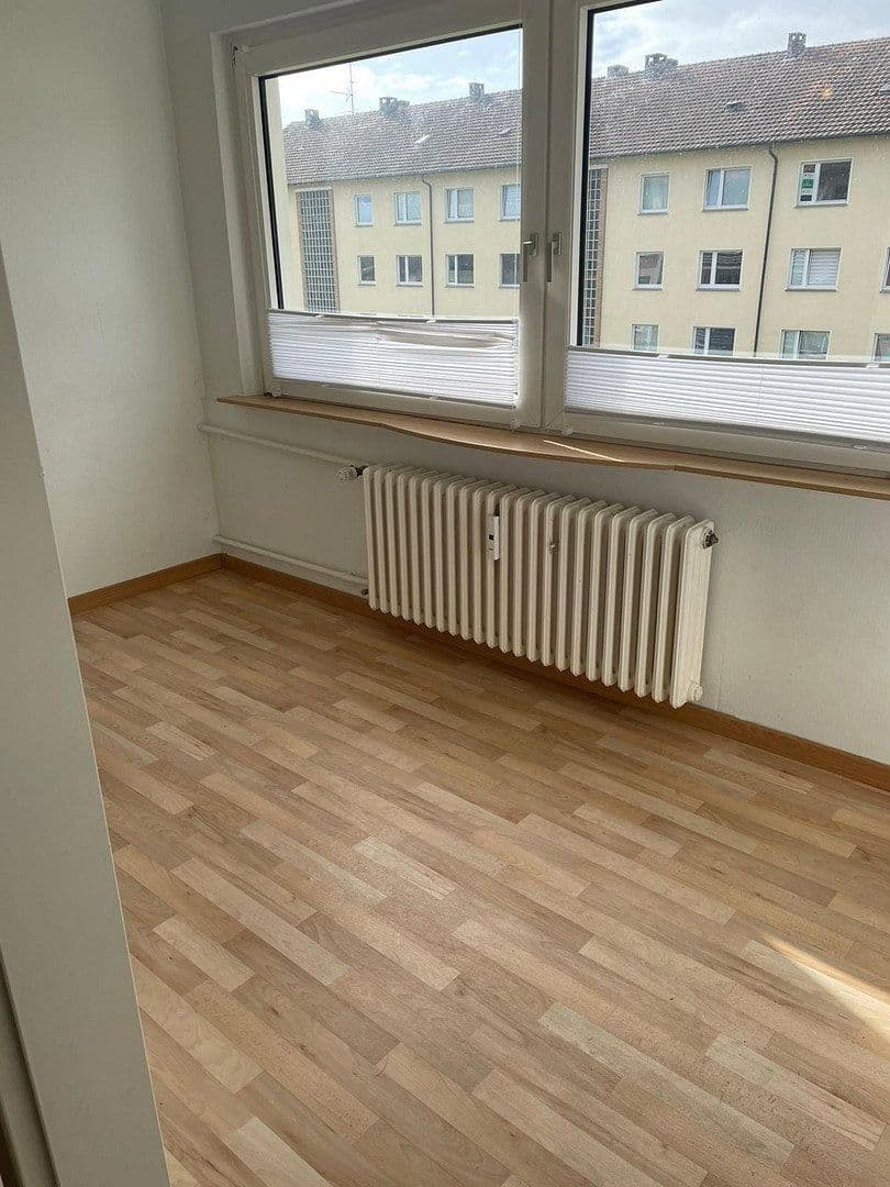 2 bedroom with open-plan kitchen flat to rent, 78 m², Rauendahlstraße 27, Hattingen, North Rhine-Westphalia 2 bedroom with open-plan kitchen flat to rent, 78 m², Rauendahlstraße 27, Hattingen, North Rhine-Westphalia