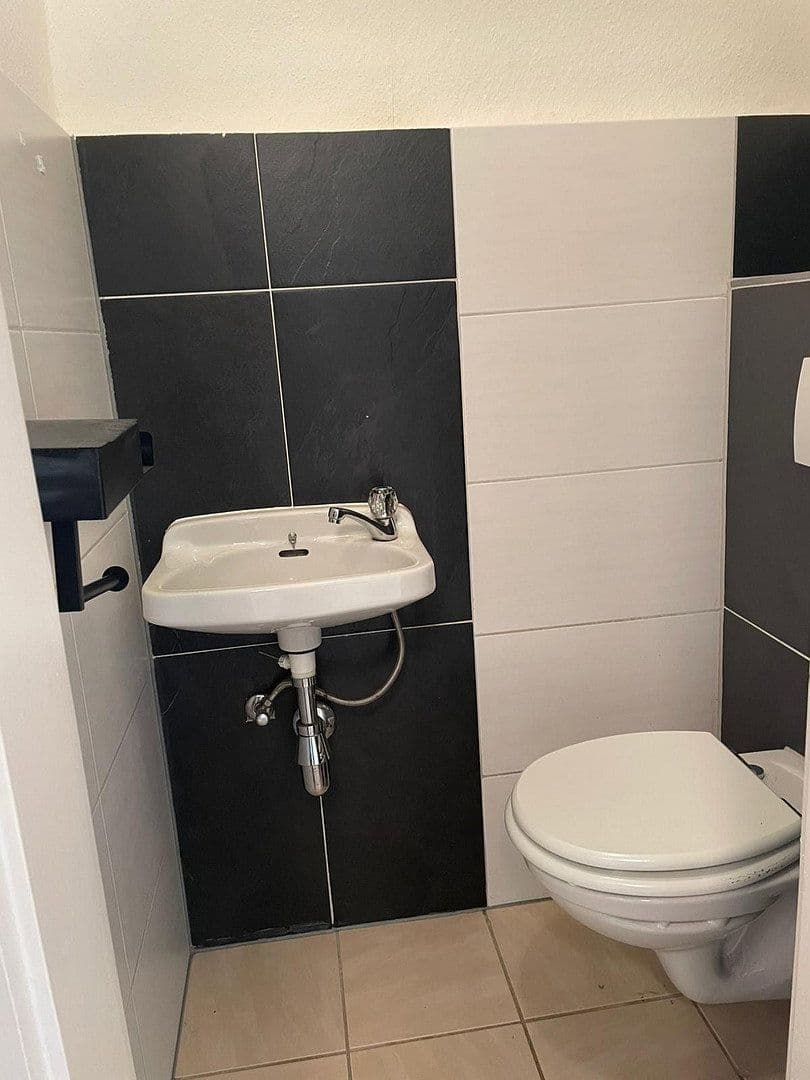 2 bedroom with open-plan kitchen flat to rent, 78 m², Rauendahlstraße 27, Hattingen, North Rhine-Westphalia 2 bedroom with open-plan kitchen flat to rent, 78 m², Rauendahlstraße 27, Hattingen, North Rhine-Westphalia