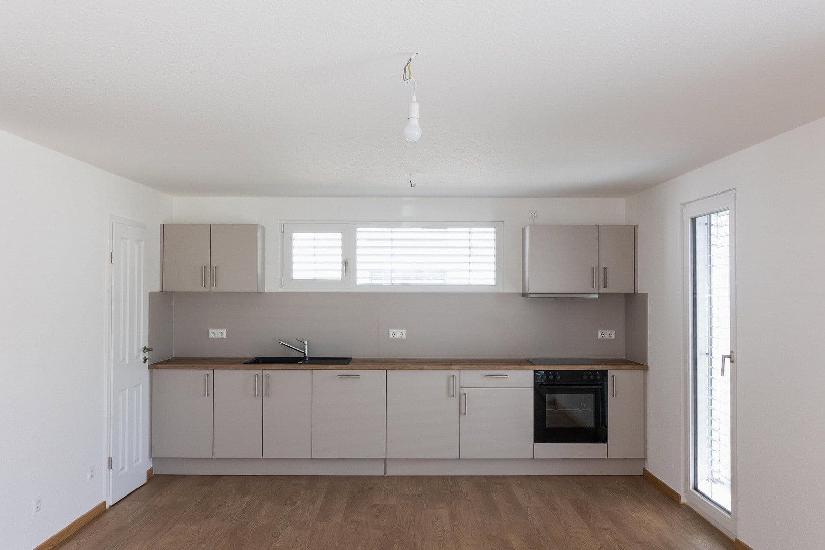 2 bedroom with open-plan kitchen flat to rent, 82 m², Uhlandstr. 25, Bodelshausen, Baden-Württemberg 2 bedroom with open-plan kitchen flat to rent, 82 m², Uhlandstr. 25, Bodelshausen, Baden-Württemberg