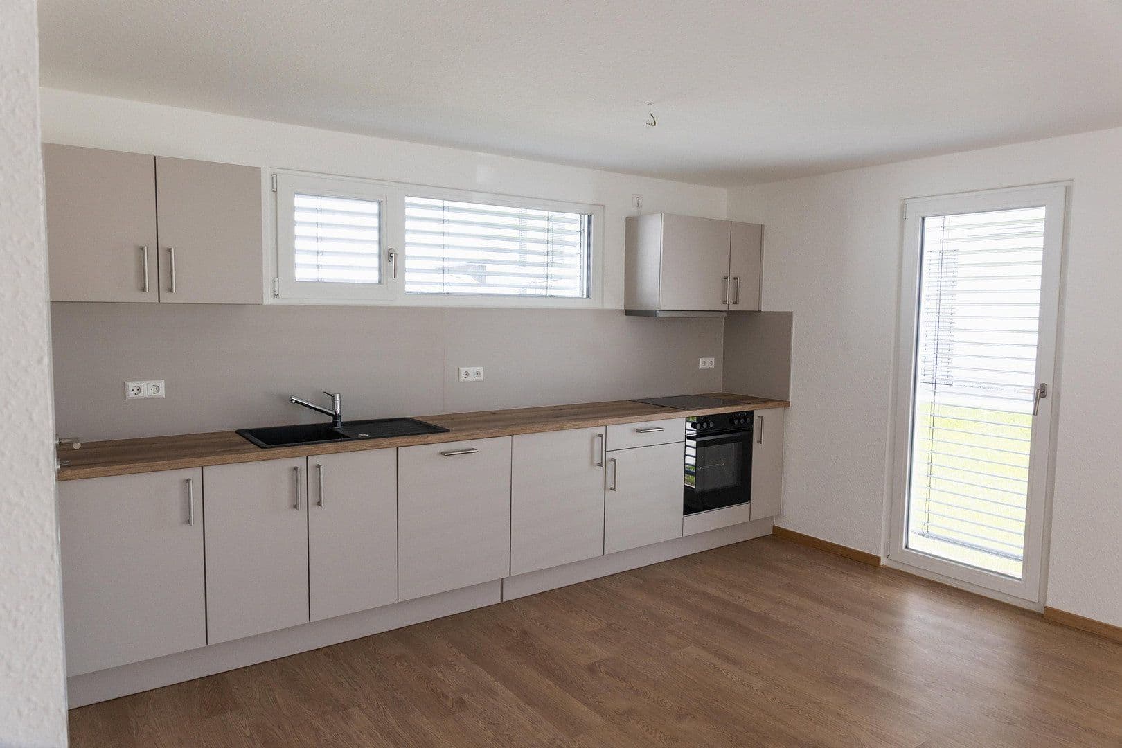 2 bedroom with open-plan kitchen flat to rent, 82 m², Uhlandstr. 25, Bodelshausen, Baden-Württemberg 2 bedroom with open-plan kitchen flat to rent, 82 m², Uhlandstr. 25, Bodelshausen, Baden-Württemberg