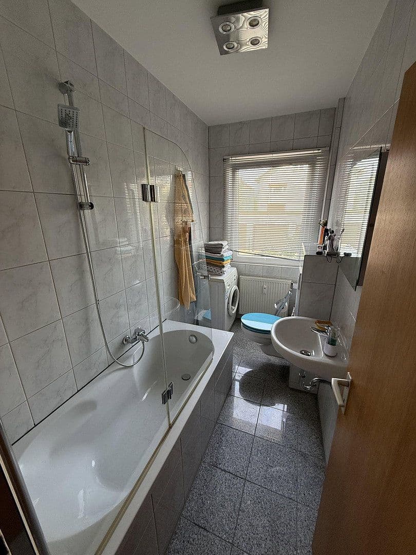 Studio flat for sale, 40 m², Ludwigshafen am Rhein, Rhineland-Palatinate Studio flat for sale, 40 m², Ludwigshafen am Rhein, Rhineland-Palatinate