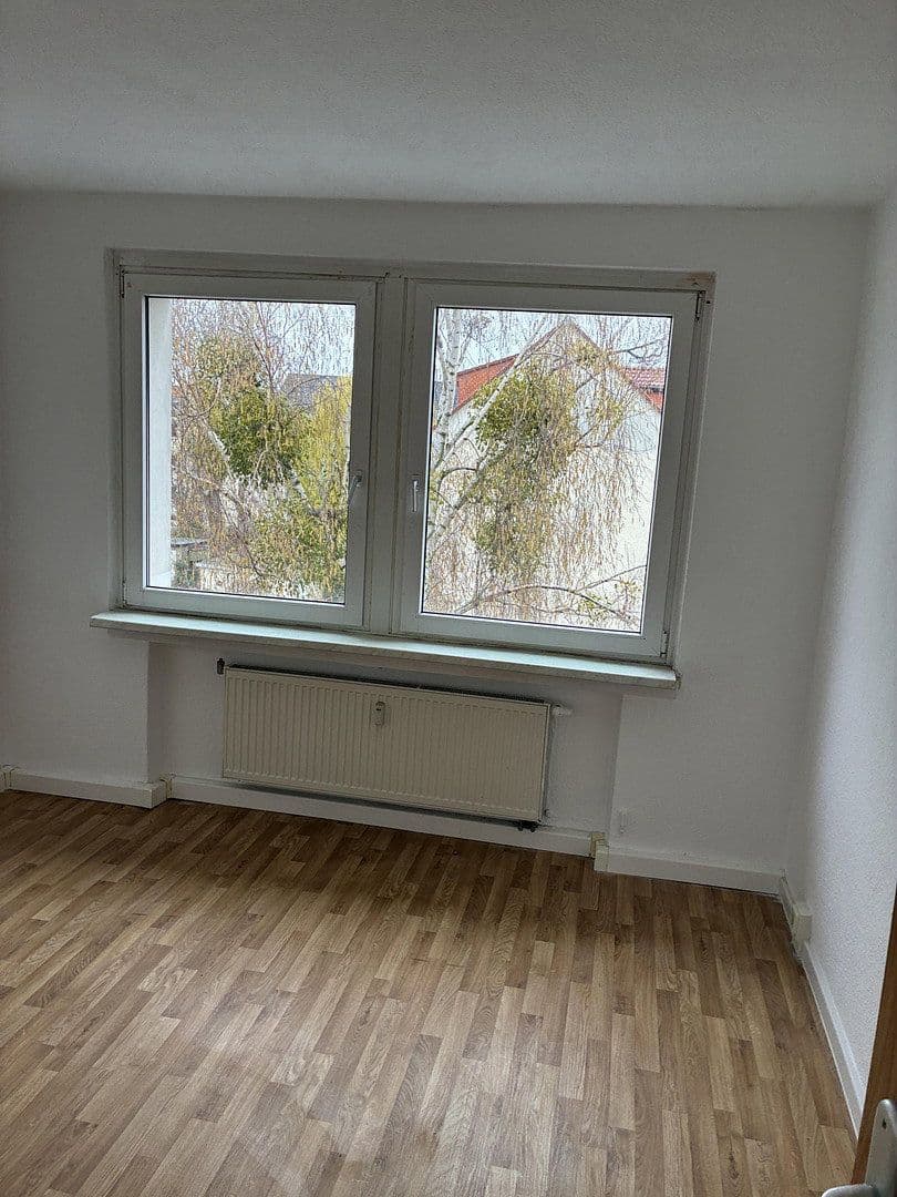 3 bedroom flat to rent, 58 m², Askanische Straße 106, Dessau-Roßlau, Saxony-Anhalt 3 bedroom flat to rent, 58 m², Askanische Straße 106, Dessau-Roßlau, Saxony-Anhalt