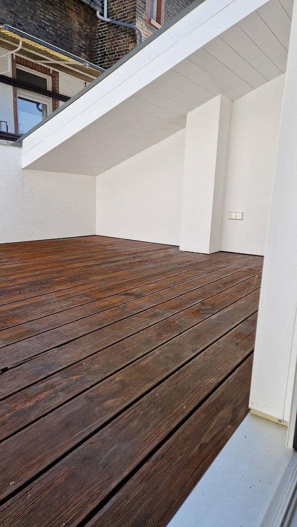 house to rent, 120 m², Frankfurt, Hesse house to rent, 120 m², Frankfurt, Hesse