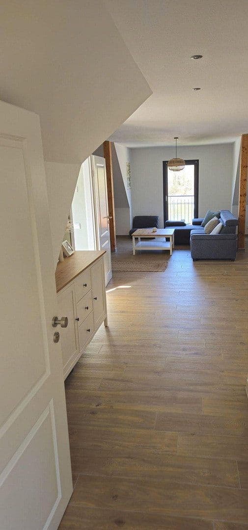 2 bedroom with open-plan kitchen flat for sale, 92 m², Neustadt am Main, Bavaria 2 bedroom with open-plan kitchen flat for sale, 92 m², Neustadt am Main, Bavaria