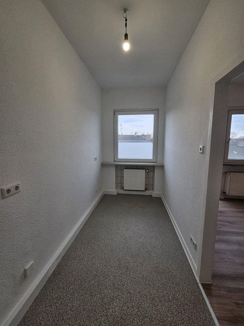 3 bedroom flat to rent, 62 m², Wanheimer Str. 13, Duisburg, North Rhine-Westphalia 3 bedroom flat to rent, 62 m², Wanheimer Str. 13, Duisburg, North Rhine-Westphalia