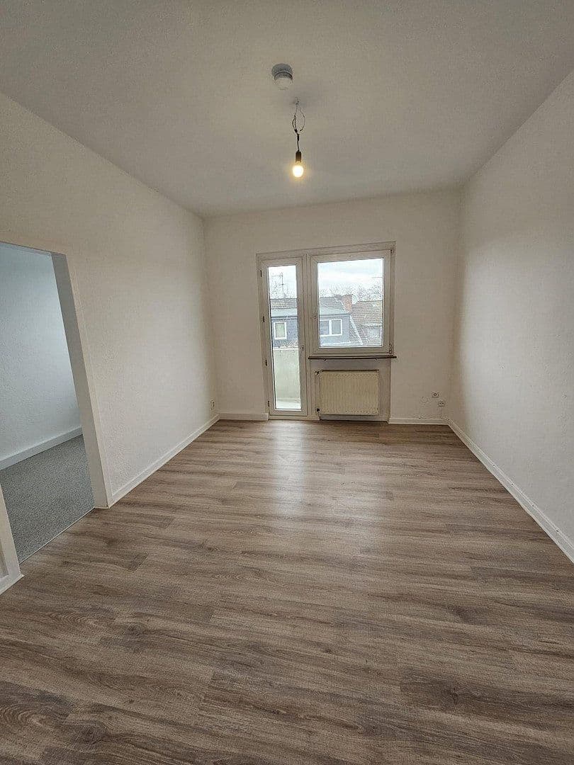 3 bedroom flat to rent, 62 m², Wanheimer Str. 13, Duisburg, North Rhine-Westphalia 3 bedroom flat to rent, 62 m², Wanheimer Str. 13, Duisburg, North Rhine-Westphalia