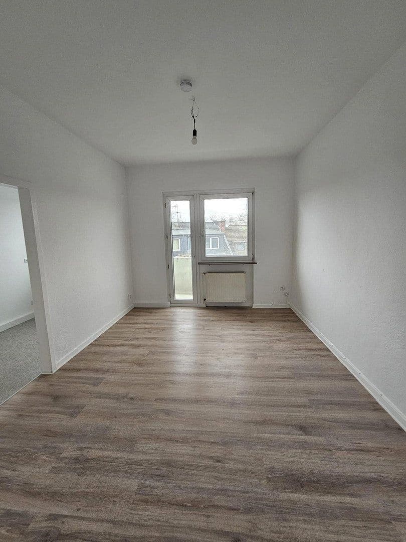 3 bedroom flat to rent, 62 m², Wanheimer Str. 13, Duisburg, North Rhine-Westphalia 3 bedroom flat to rent, 62 m², Wanheimer Str. 13, Duisburg, North Rhine-Westphalia