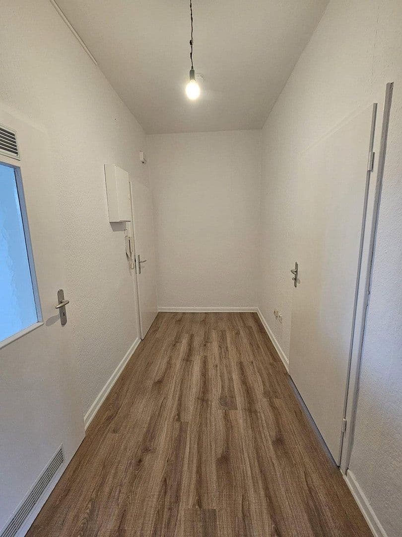 3 bedroom flat to rent, 62 m², Wanheimer Str. 13, Duisburg, North Rhine-Westphalia 3 bedroom flat to rent, 62 m², Wanheimer Str. 13, Duisburg, North Rhine-Westphalia