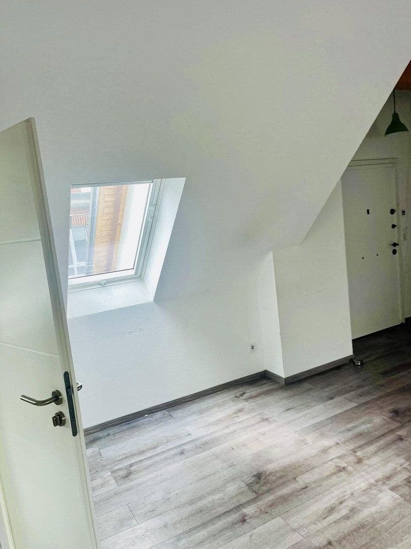 3 bedroom flat to rent, 110 m², Gwinnerstraße 35, Frankfurt am Main, Hesse 3 bedroom flat to rent, 110 m², Gwinnerstraße 35, Frankfurt am Main, Hesse