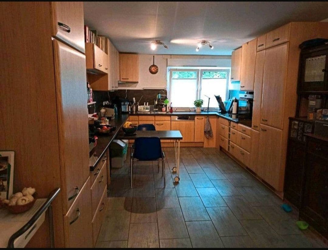 house for sale, 500 m², Altenkirchen (Westerwald), Rhineland-Palatinate house for sale, 500 m², Altenkirchen (Westerwald), Rhineland-Palatinate