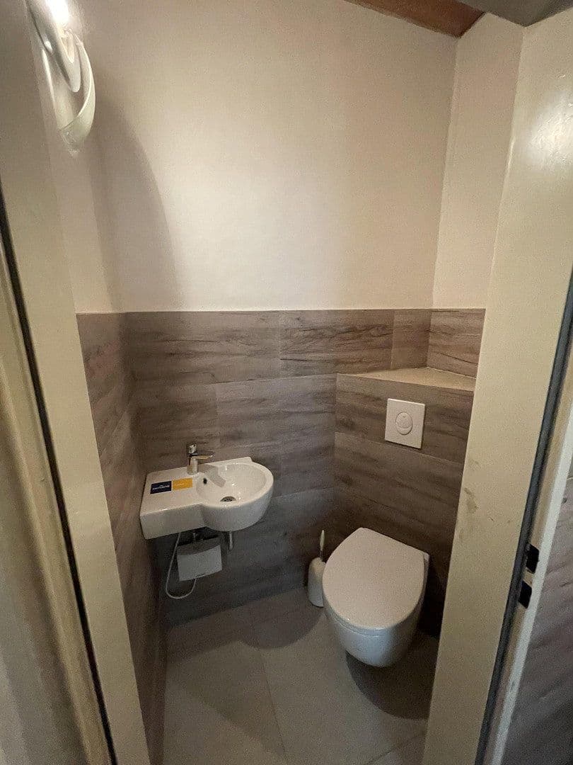 non-residential property to rent, 130 m², Hauptstrasse 155, Frechen, North Rhine-Westphalia non-residential property to rent, 130 m², Hauptstrasse 155, Frechen, North Rhine-Westphalia