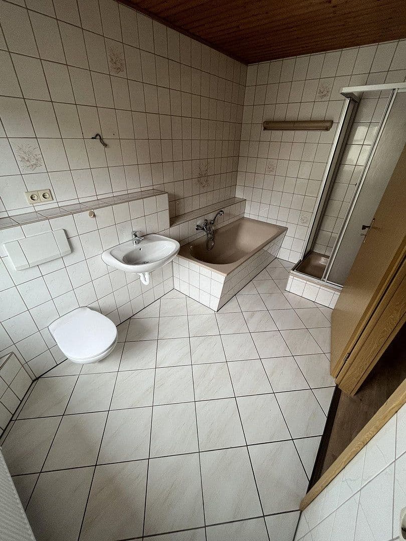 3 bedroom flat to rent, 75 m², Jacobstraße 17, Zwickau, Saxony 3 bedroom flat to rent, 75 m², Jacobstraße 17, Zwickau, Saxony