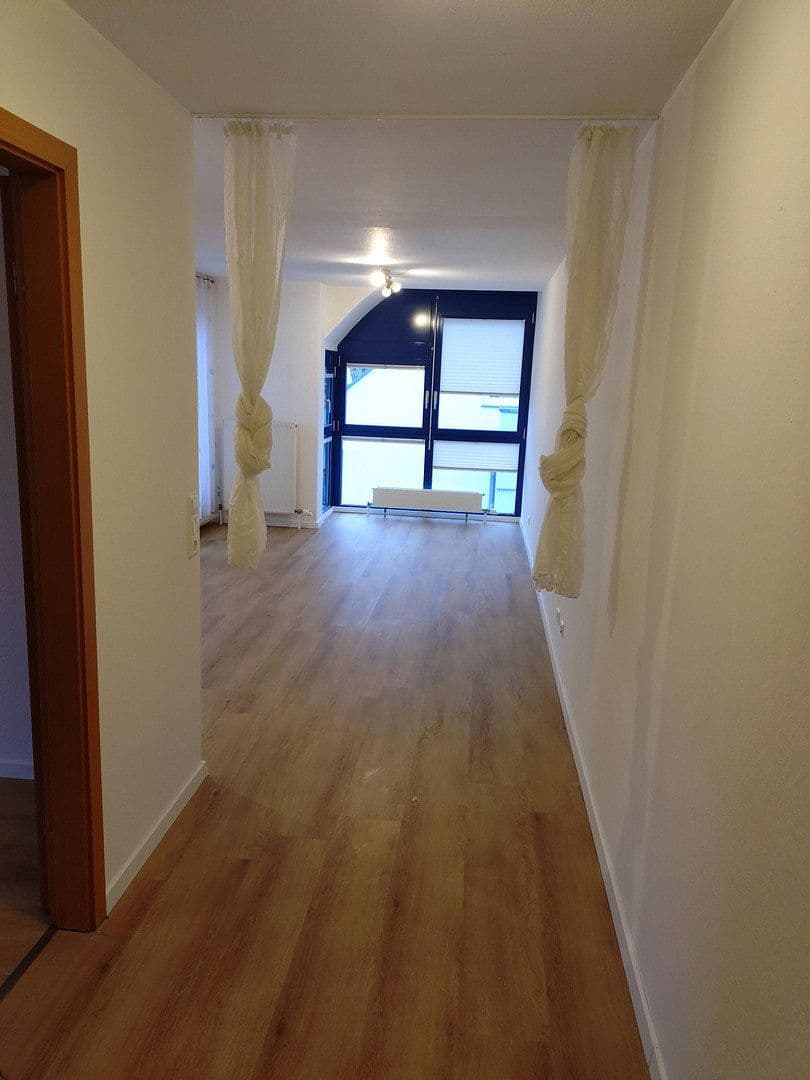 1 bedroom with open-plan kitchen flat to rent, 45 m², Sachsenheim, Baden-Württemberg 1 bedroom with open-plan kitchen flat to rent, 45 m², Sachsenheim, Baden-Württemberg