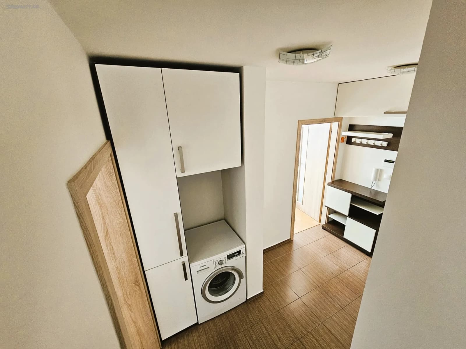 3 bedroom flat to rent, 73 m², Tuchorazská, Prague, Prague 3 bedroom flat to rent, 73 m², Tuchorazská, Prague, Prague