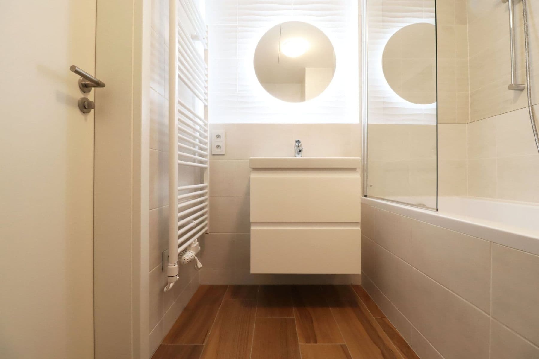 1 bedroom with open-plan kitchen flat to rent, 53 m², Františka Diviše, Prague, Prague 1 bedroom with open-plan kitchen flat to rent, 53 m², Františka Diviše, Prague, Prague