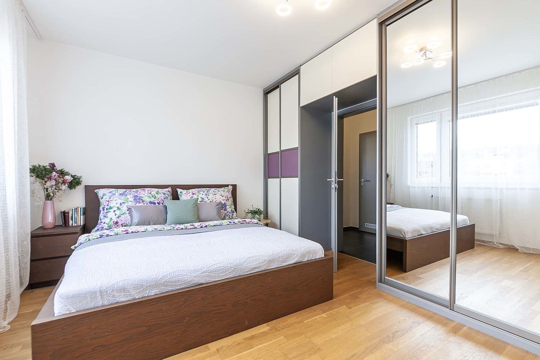 1 bedroom with open-plan kitchen flat for sale, 66 m², Pod Stolovou horou, Prague, Prague 1 bedroom with open-plan kitchen flat for sale, 66 m², Pod Stolovou horou, Prague, Prague