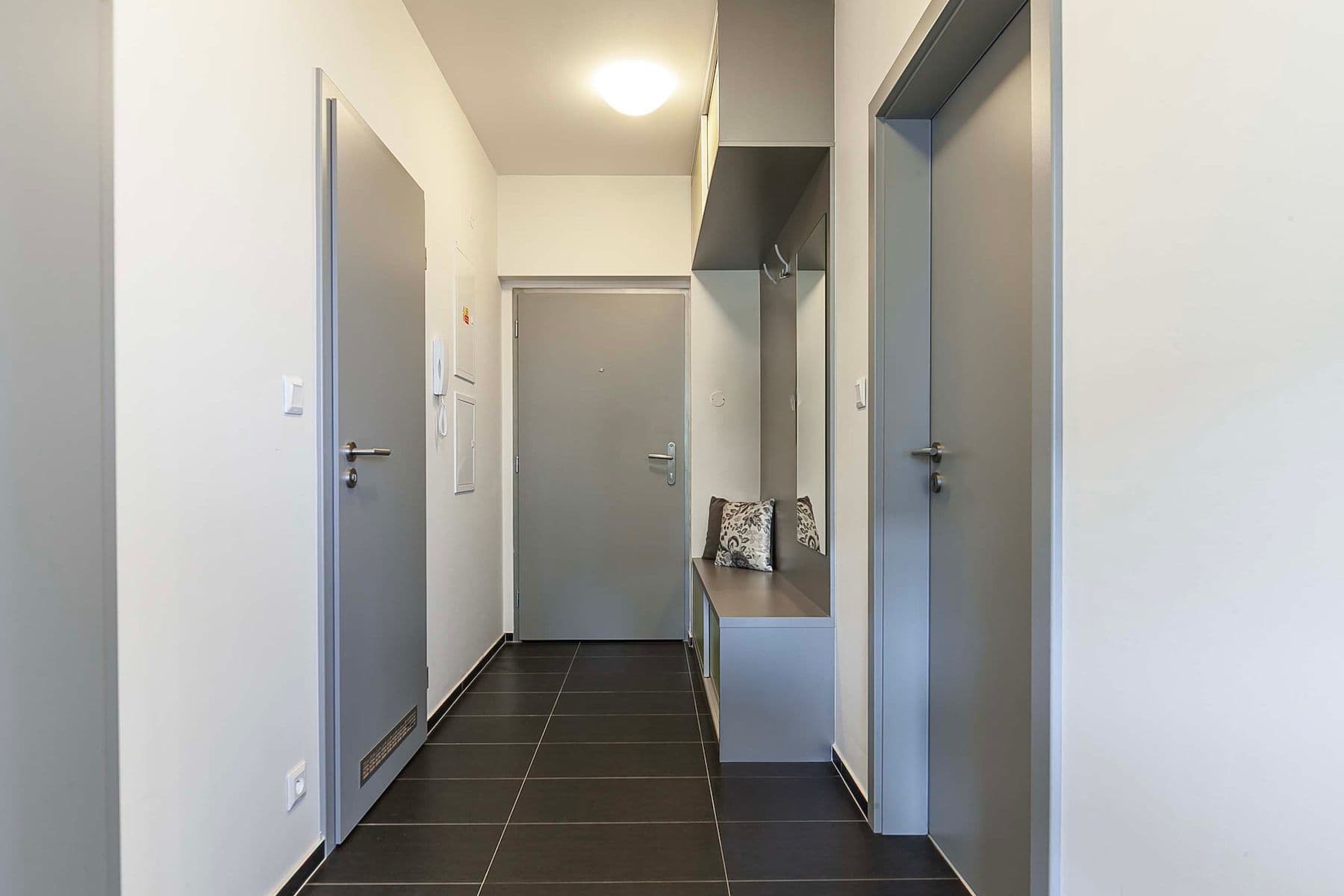 1 bedroom with open-plan kitchen flat for sale, 66 m², Pod Stolovou horou, Prague, Prague 1 bedroom with open-plan kitchen flat for sale, 66 m², Pod Stolovou horou, Prague, Prague