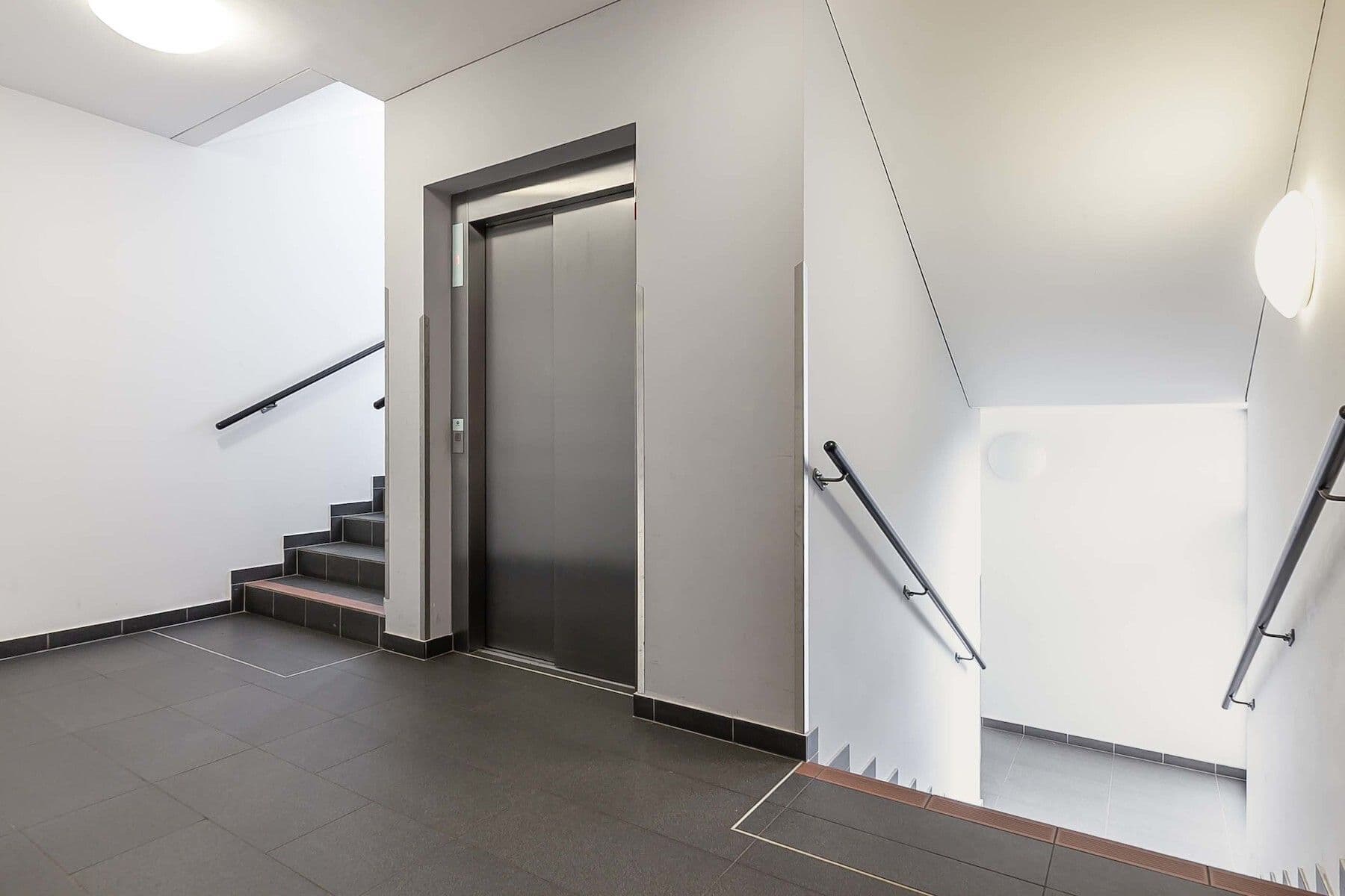 1 bedroom with open-plan kitchen flat for sale, 66 m², Pod Stolovou horou, Prague, Prague 1 bedroom with open-plan kitchen flat for sale, 66 m², Pod Stolovou horou, Prague, Prague