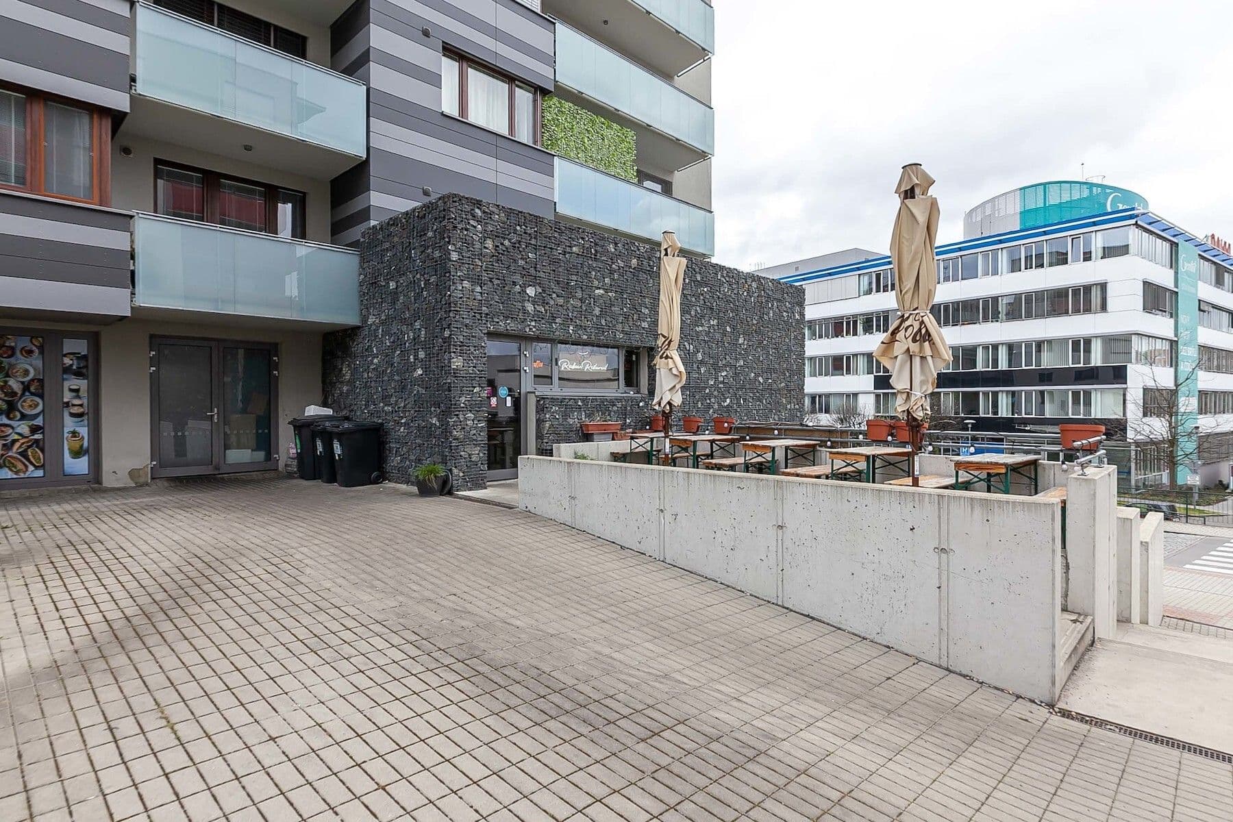 1 bedroom with open-plan kitchen flat for sale, 66 m², Pod Stolovou horou, Prague, Prague 1 bedroom with open-plan kitchen flat for sale, 66 m², Pod Stolovou horou, Prague, Prague