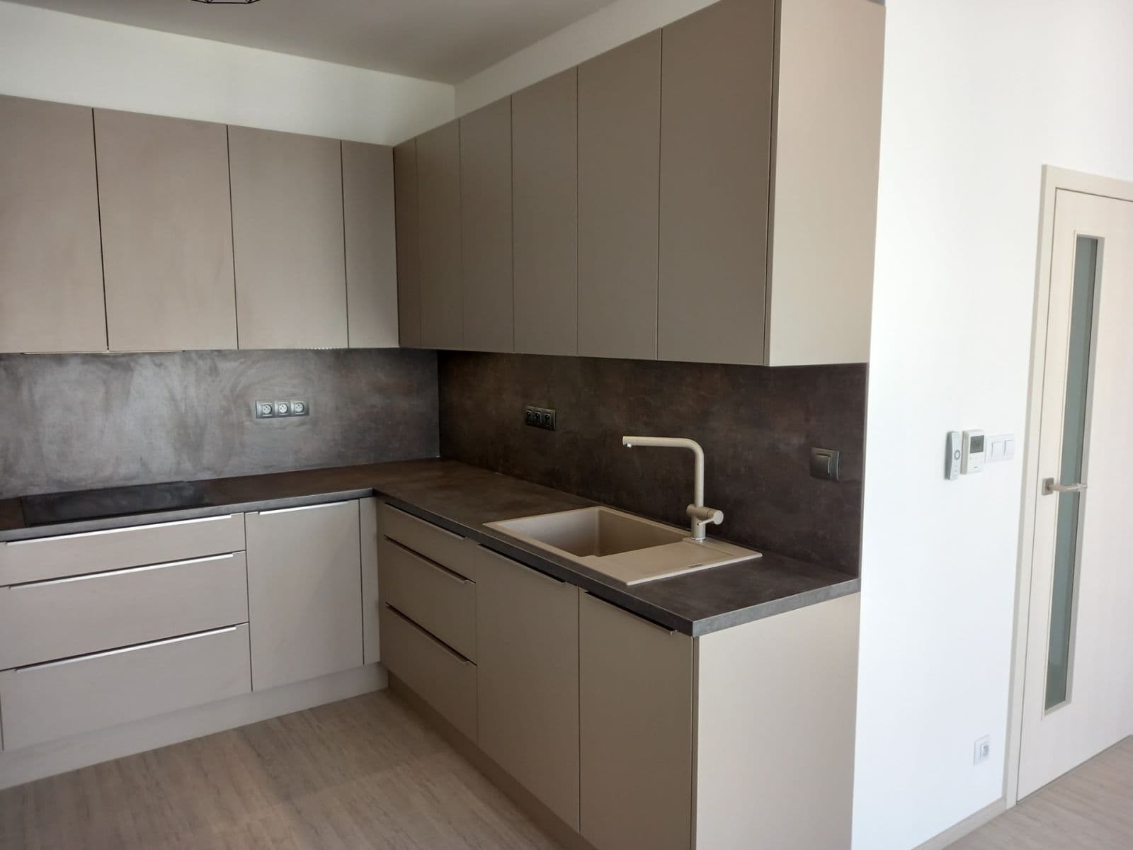 1 bedroom with open-plan kitchen flat to rent, 61 m², Sportovní, Brno, Jihomoravský Region 1 bedroom with open-plan kitchen flat to rent, 61 m², Sportovní, Brno, Jihomoravský Region