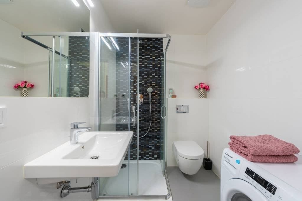 Studio flat to rent, 32 m², Ondříčkova, Prague, Prague Studio flat to rent, 32 m², Ondříčkova, Prague, Prague