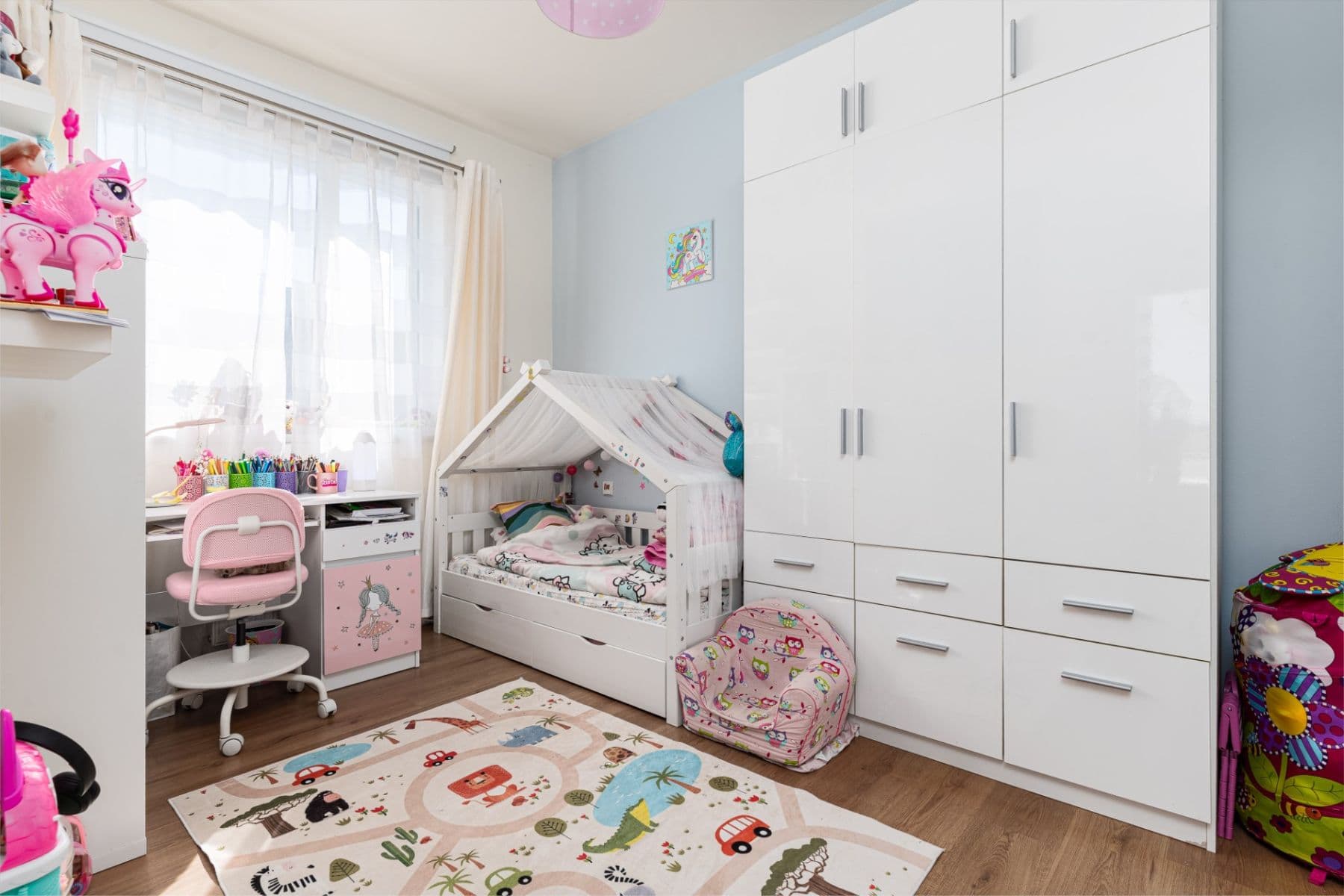 2 bedroom with open-plan kitchen flat for sale, 118 m², Geologická, Prague, Prague 2 bedroom with open-plan kitchen flat for sale, 118 m², Geologická, Prague, Prague