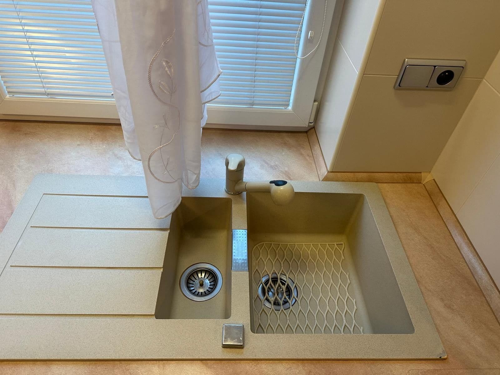 2 bedroom with open-plan kitchen flat to rent, 63 m², Bohdalice-Pavlovice, Jihomoravský Region 2 bedroom with open-plan kitchen flat to rent, 63 m², Bohdalice-Pavlovice, Jihomoravský Region