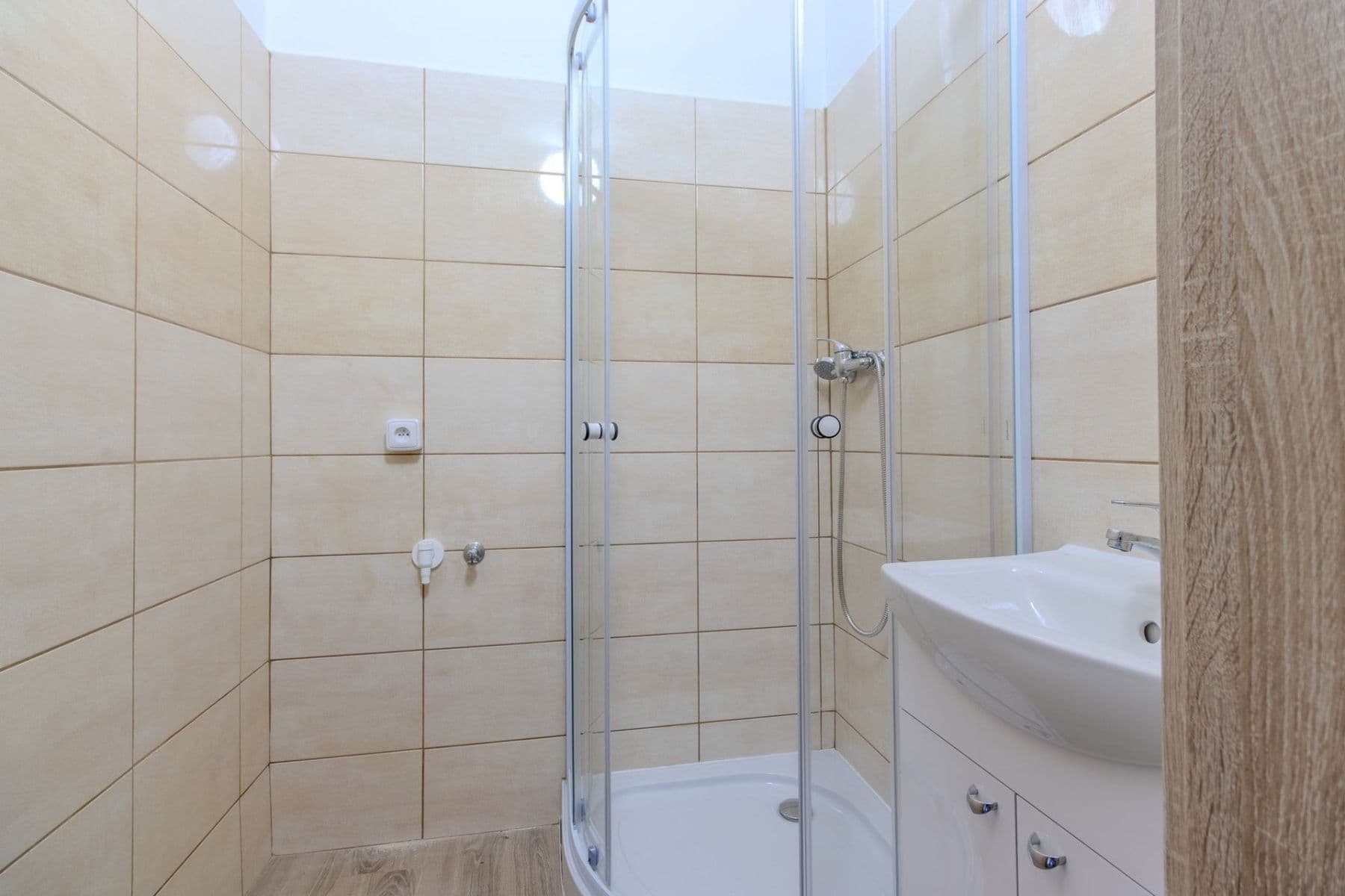 1 bedroom flat to rent, 36 m², Polská, Kladno, Středočeský Region 1 bedroom flat to rent, 36 m², Polská, Kladno, Středočeský Region