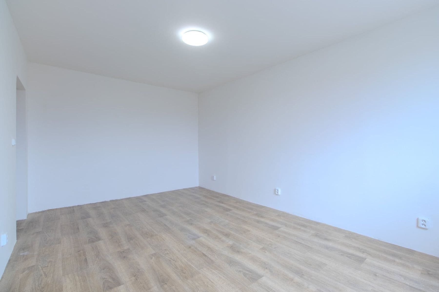 1 bedroom flat to rent, 36 m², Polská, Kladno, Středočeský Region 1 bedroom flat to rent, 36 m², Polská, Kladno, Středočeský Region