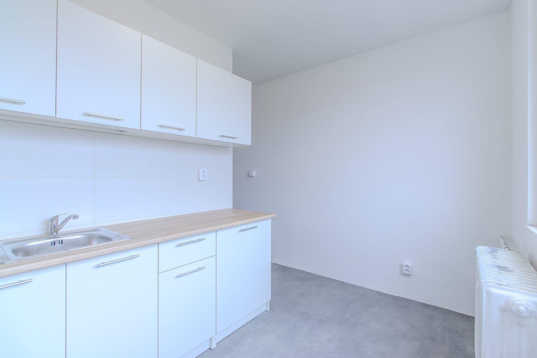 1 bedroom flat to rent, 36 m², Polská, Kladno, Středočeský Region 1 bedroom flat to rent, 36 m², Polská, Kladno, Středočeský Region
