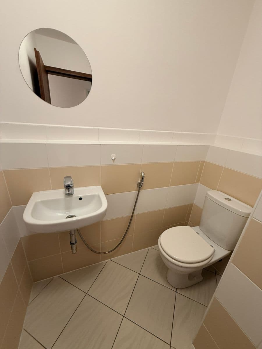 2 bedroom with open-plan kitchen flat to rent, 100 m², Českodubská, Prague, Prague 2 bedroom with open-plan kitchen flat to rent, 100 m², Českodubská, Prague, Prague