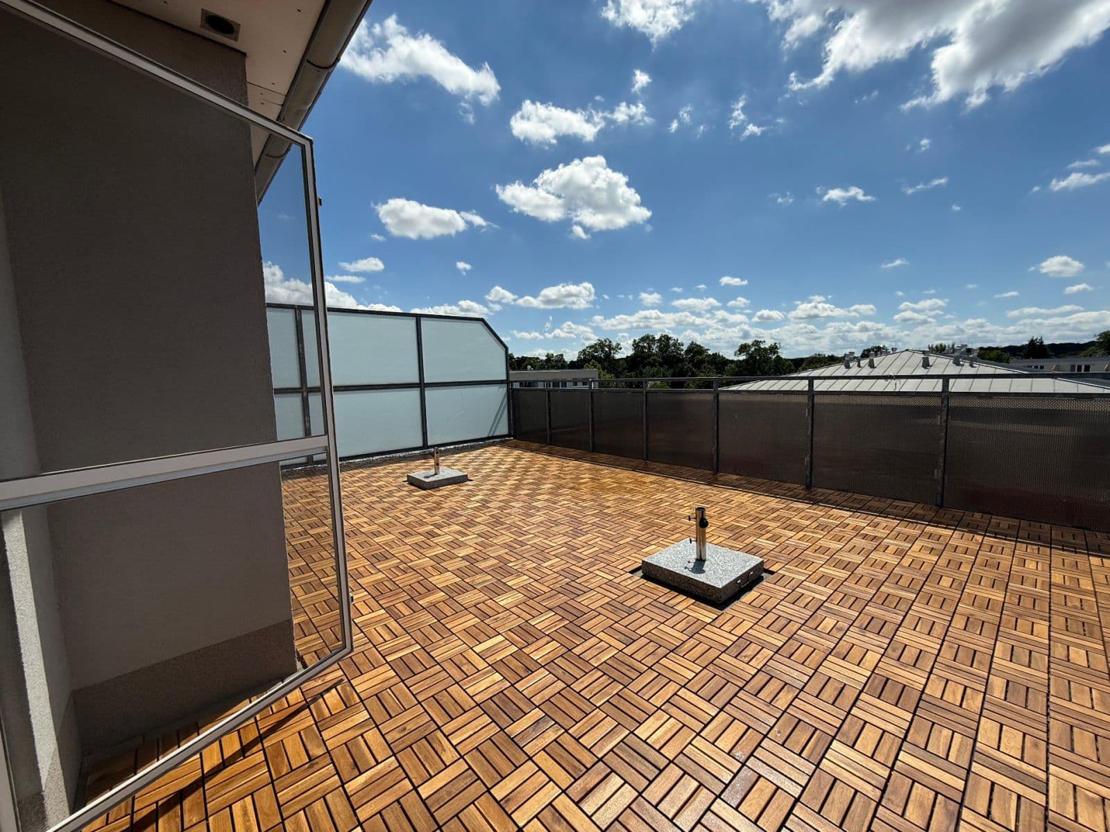 2 bedroom with open-plan kitchen flat to rent, 100 m², Českodubská, Prague, Prague 2 bedroom with open-plan kitchen flat to rent, 100 m², Českodubská, Prague, Prague