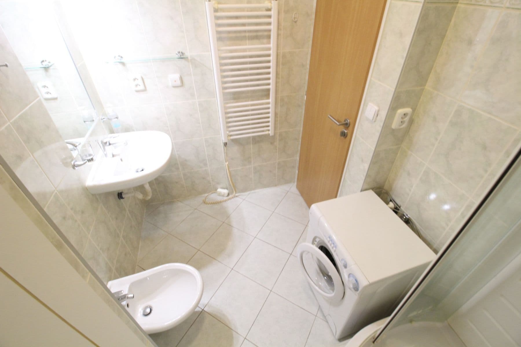 3 bedroom flat to rent, 70 m², Jílovská, Prague, Prague 3 bedroom flat to rent, 70 m², Jílovská, Prague, Prague