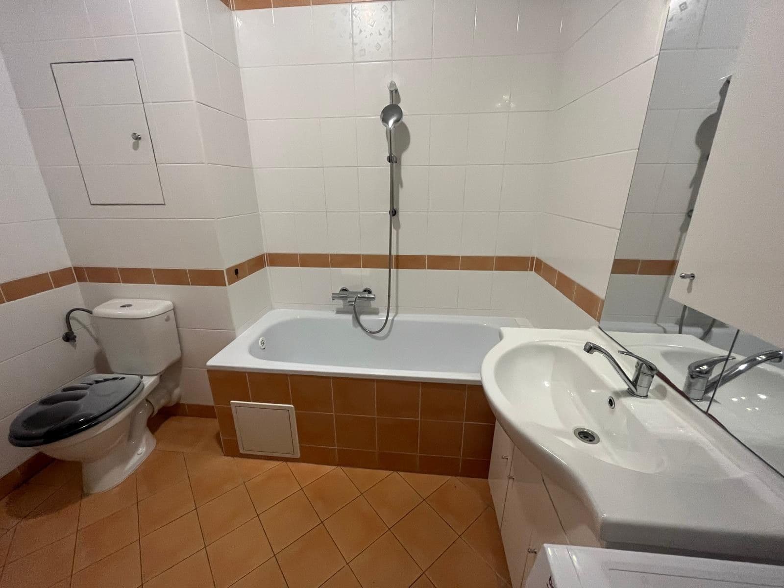 Studio flat to rent, 38 m², Jeronýmova, Liberec, Liberecký Region Studio flat to rent, 38 m², Jeronýmova, Liberec, Liberecký Region