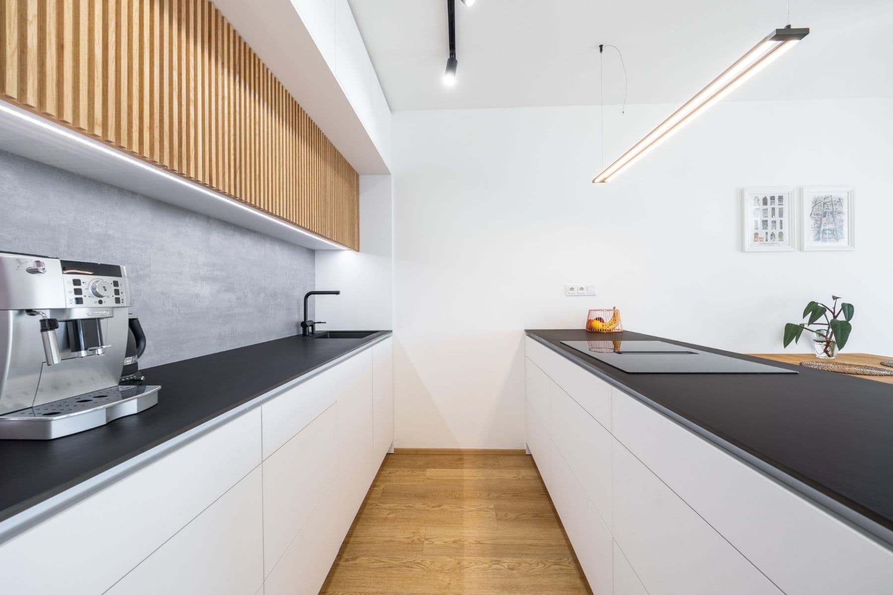 2 bedroom with open-plan kitchen flat for sale, 90 m², Hrašeho, Prague, Prague 2 bedroom with open-plan kitchen flat for sale, 90 m², Hrašeho, Prague, Prague