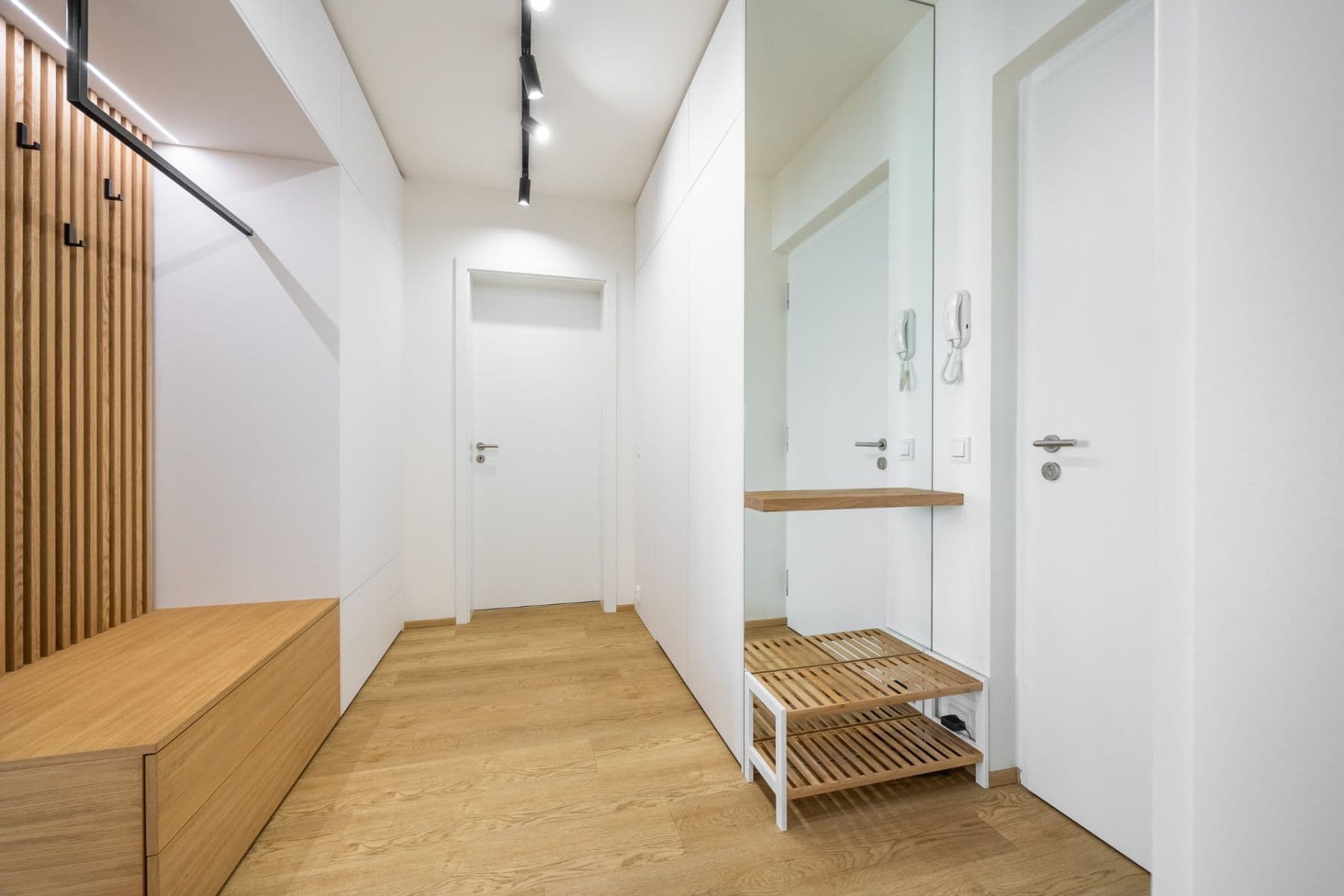 2 bedroom with open-plan kitchen flat for sale, 90 m², Hrašeho, Prague, Prague 2 bedroom with open-plan kitchen flat for sale, 90 m², Hrašeho, Prague, Prague