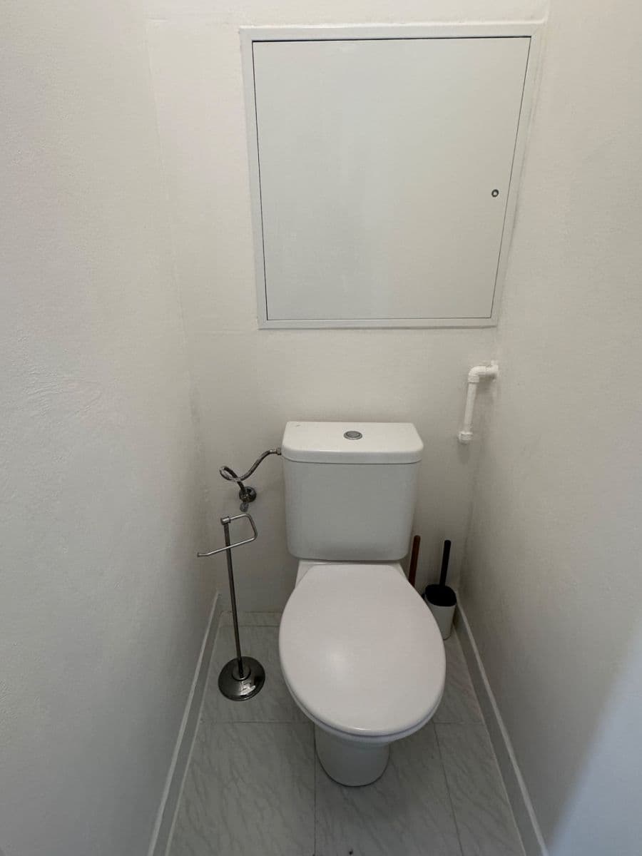 Studio flat to rent, 25 m², Počernická, Prague, Prague Studio flat to rent, 25 m², Počernická, Prague, Prague